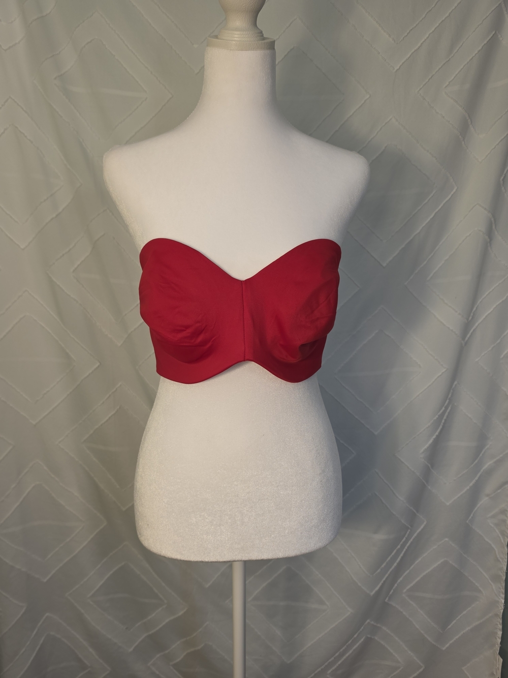 Delmira Strapless Red Bra
